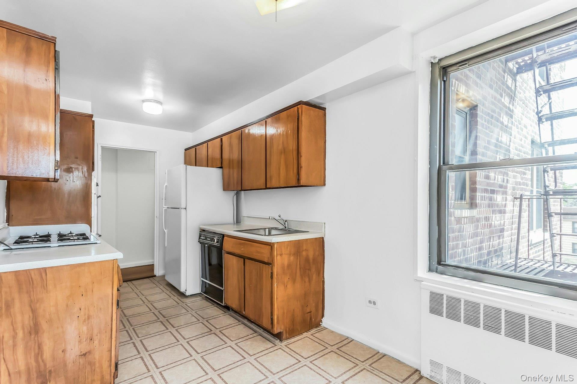209-39 23rd Avenue 3f Property Photo 8