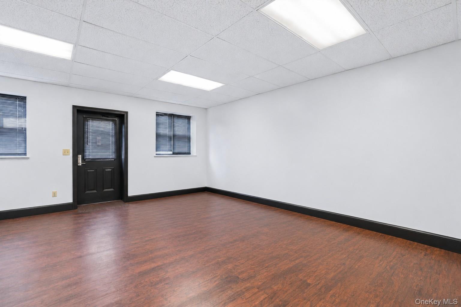 118 Grand Street Property Photo 7