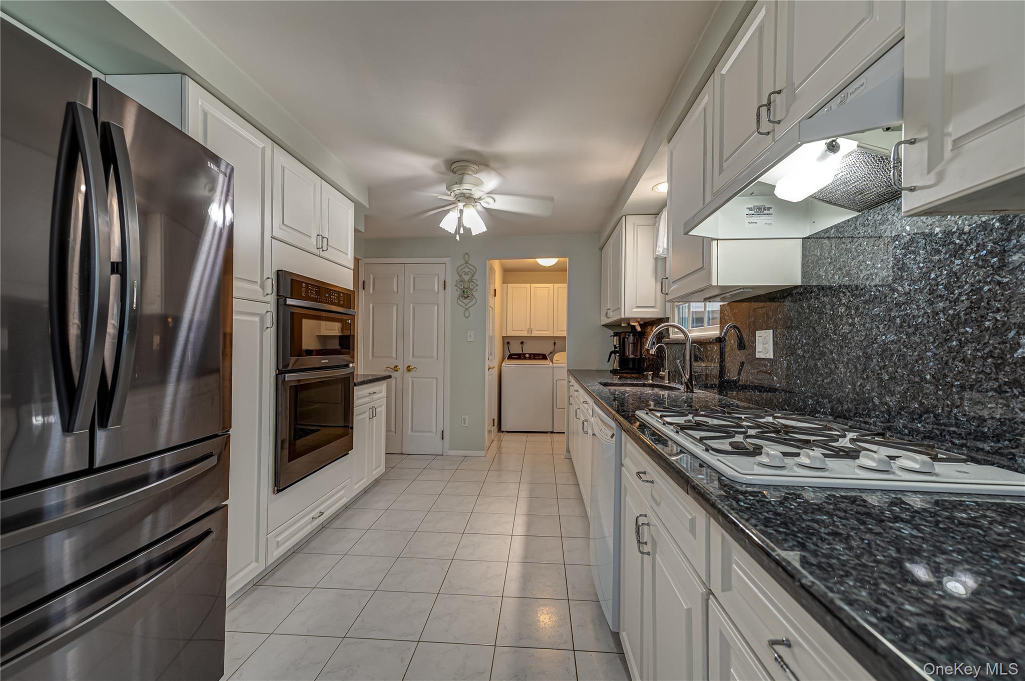 23 Hurtin Boulevard Property Photo 12