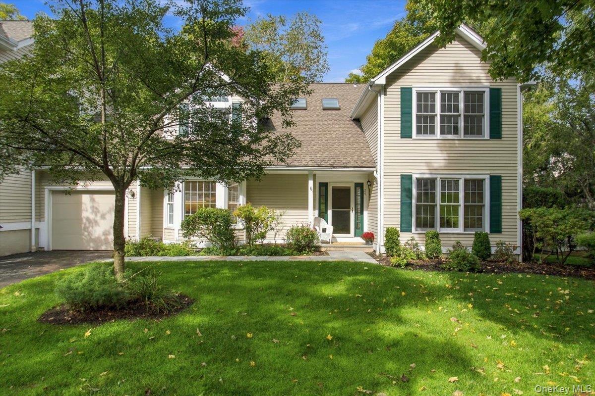 34 Old Town Crossing Property Photo 1