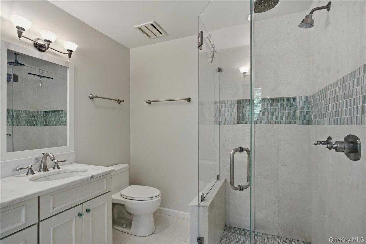 34 Old Town Crossing Property Photo 20