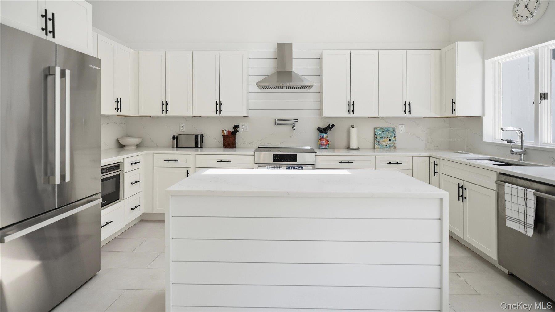 7 Midhampton Court Property Photo 3
