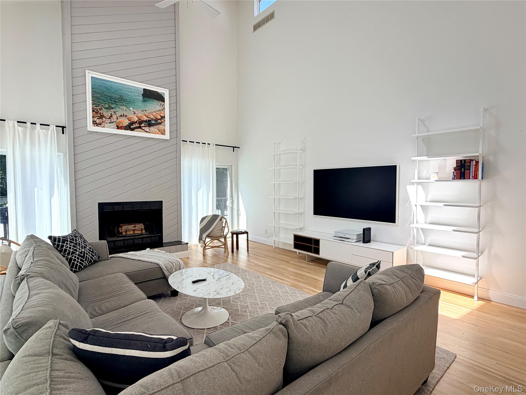 7 Midhampton Court Property Photo 5