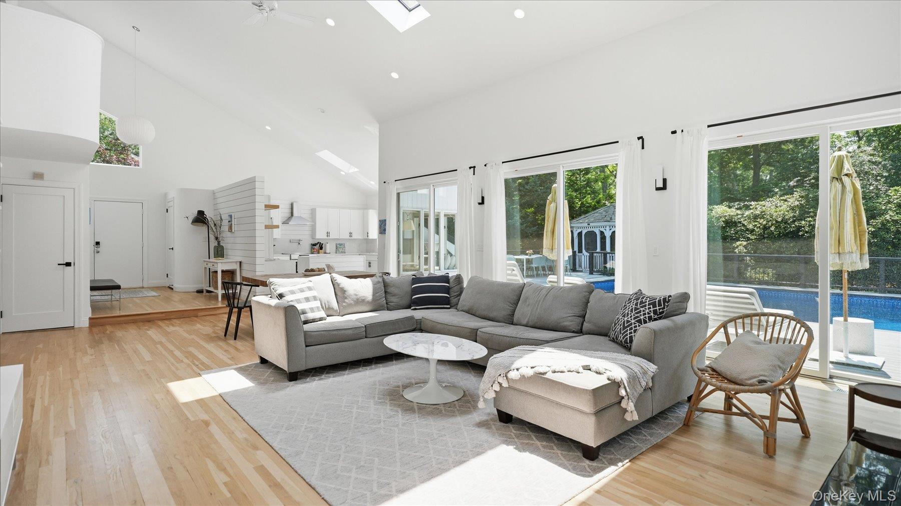 7 Midhampton Court Property Photo 6