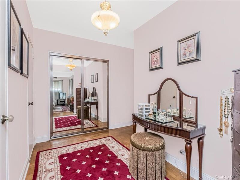 3530 Henry Hudson Parkway 5b Property Photo 10