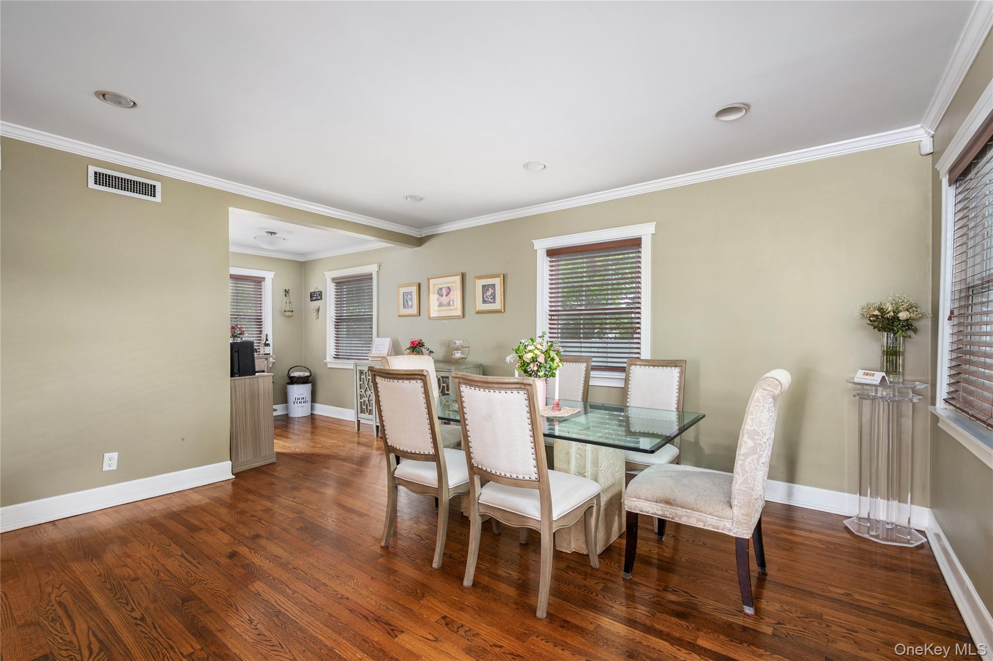 1030 North Drive Property Photo 6