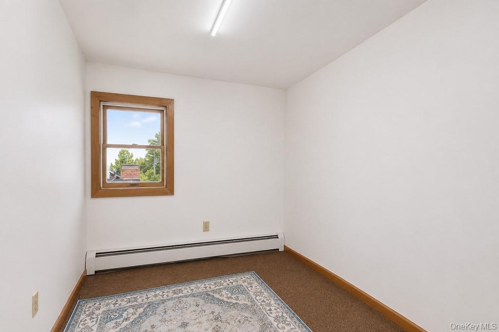219 E Main Street Property Photo 17