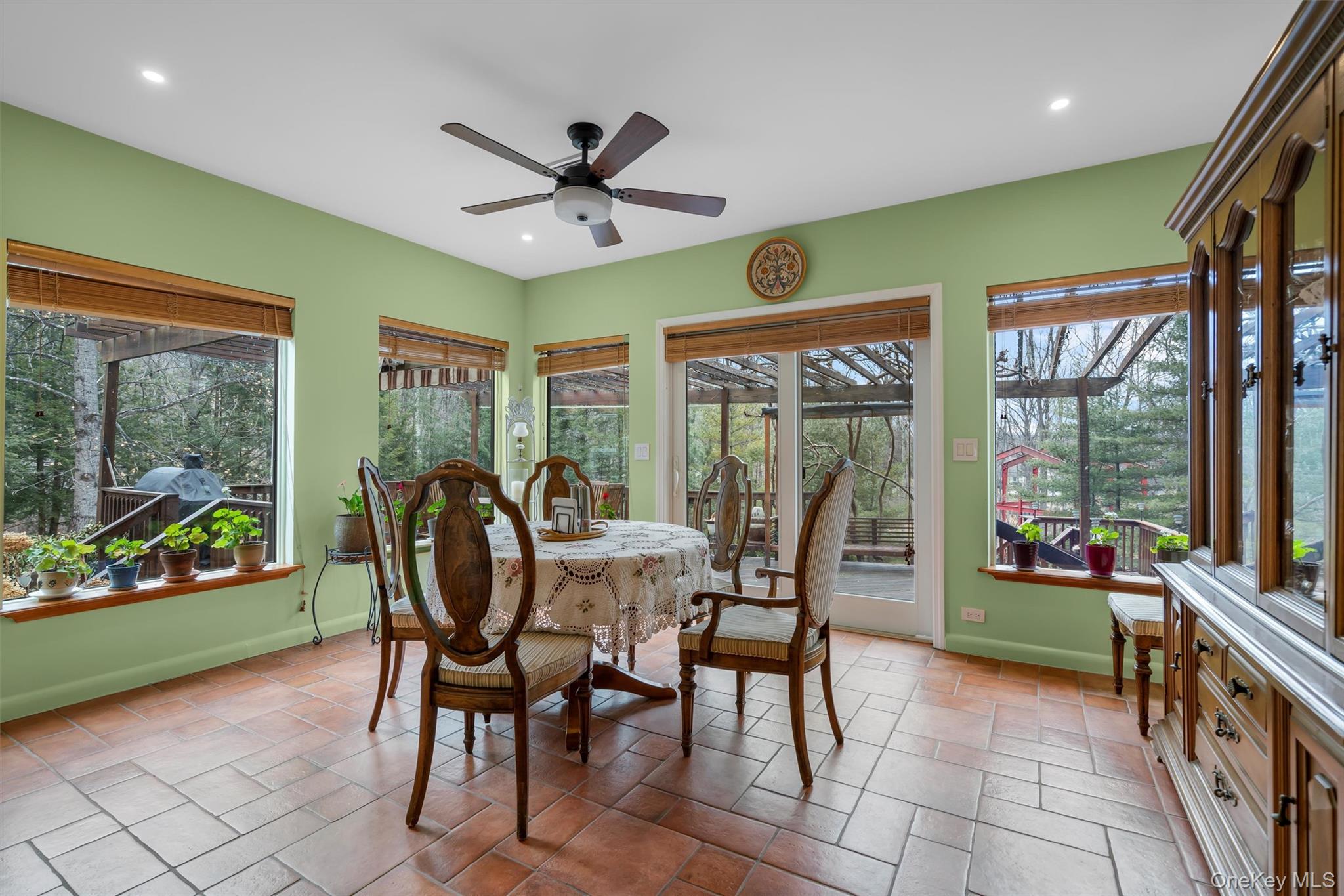 36 Chardavoyne Road Property Photo 14