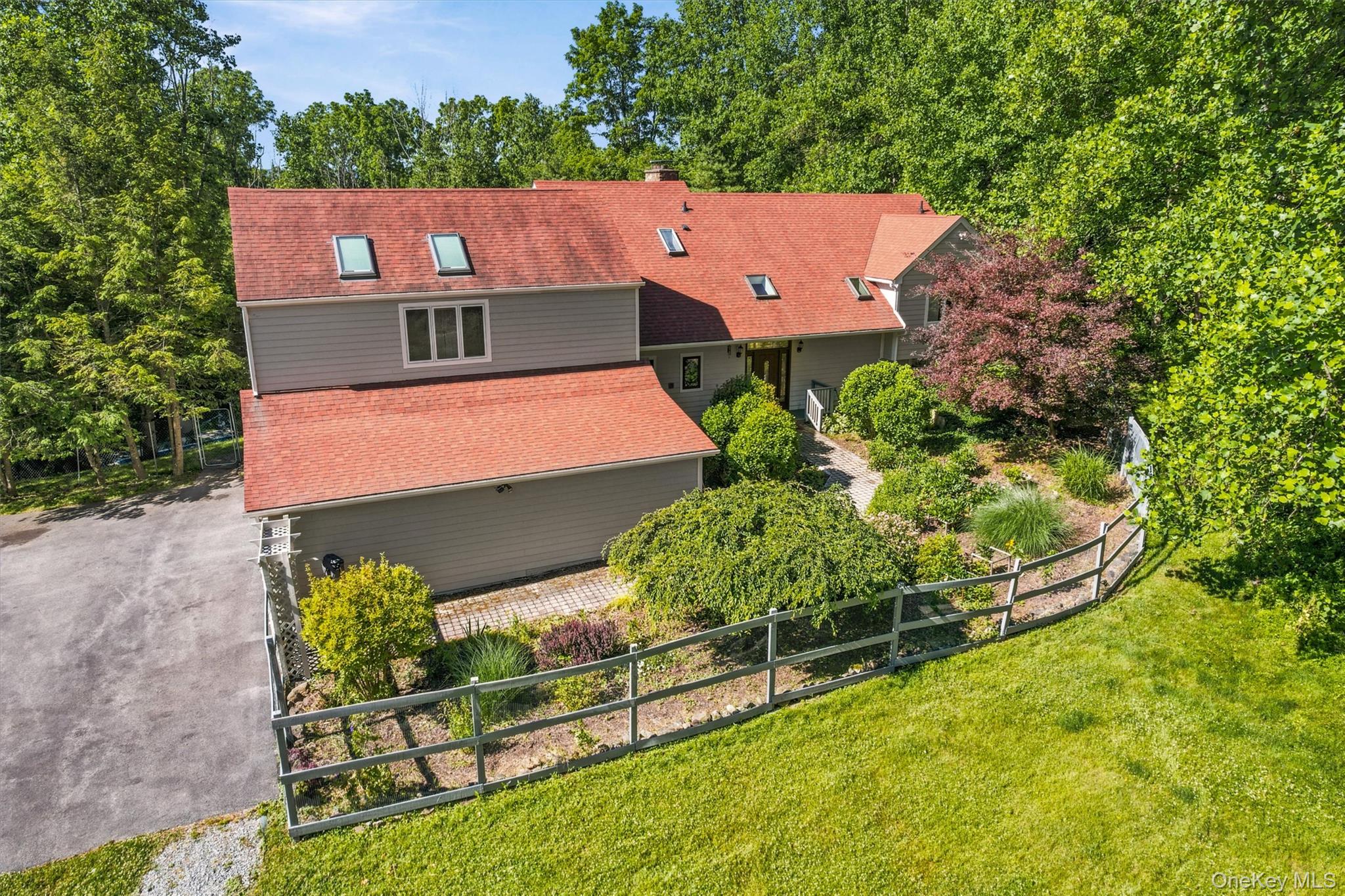 36 Chardavoyne Road Property Photo 33