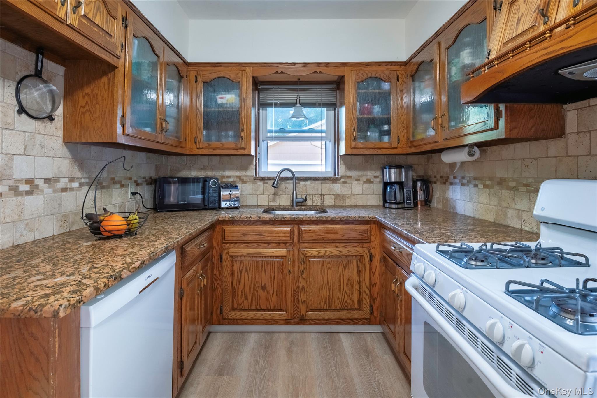 8415 253rd Street Property Photo 8