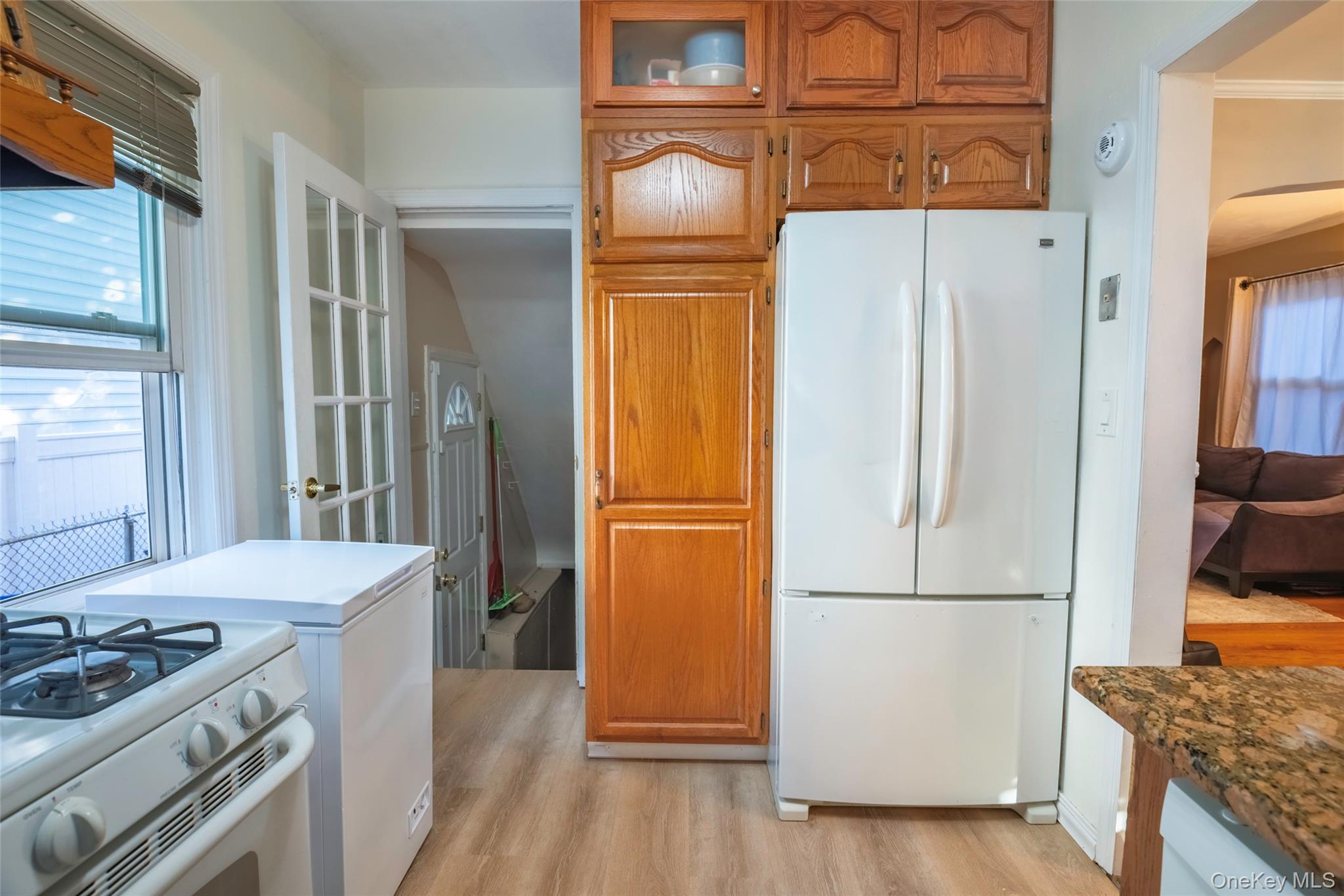 8415 253rd Street Property Photo 10