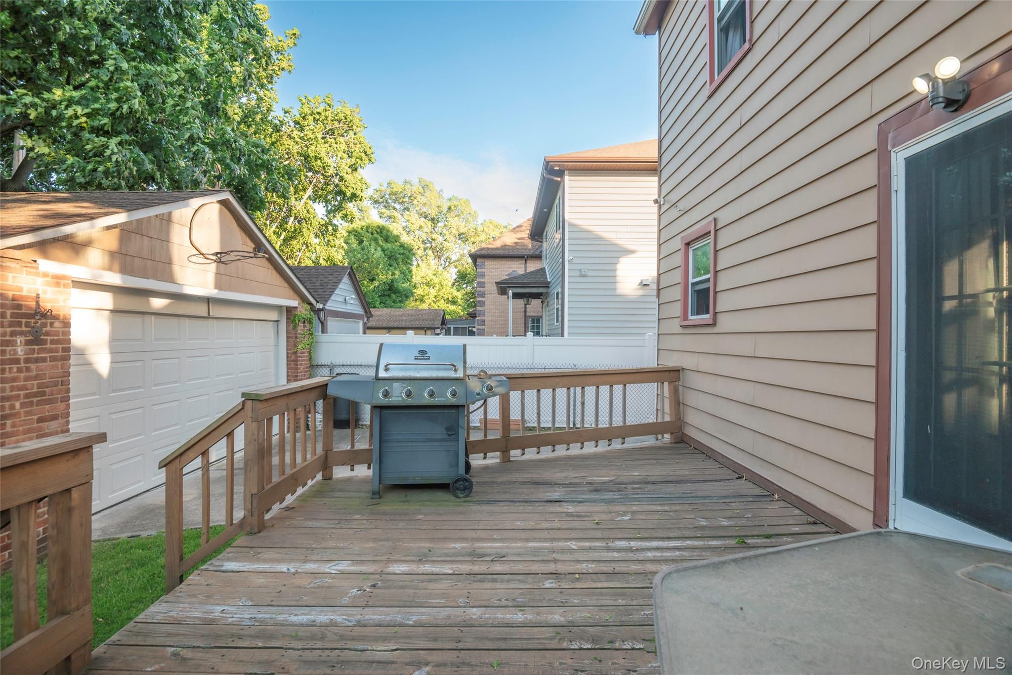 8415 253rd Street Property Photo 17