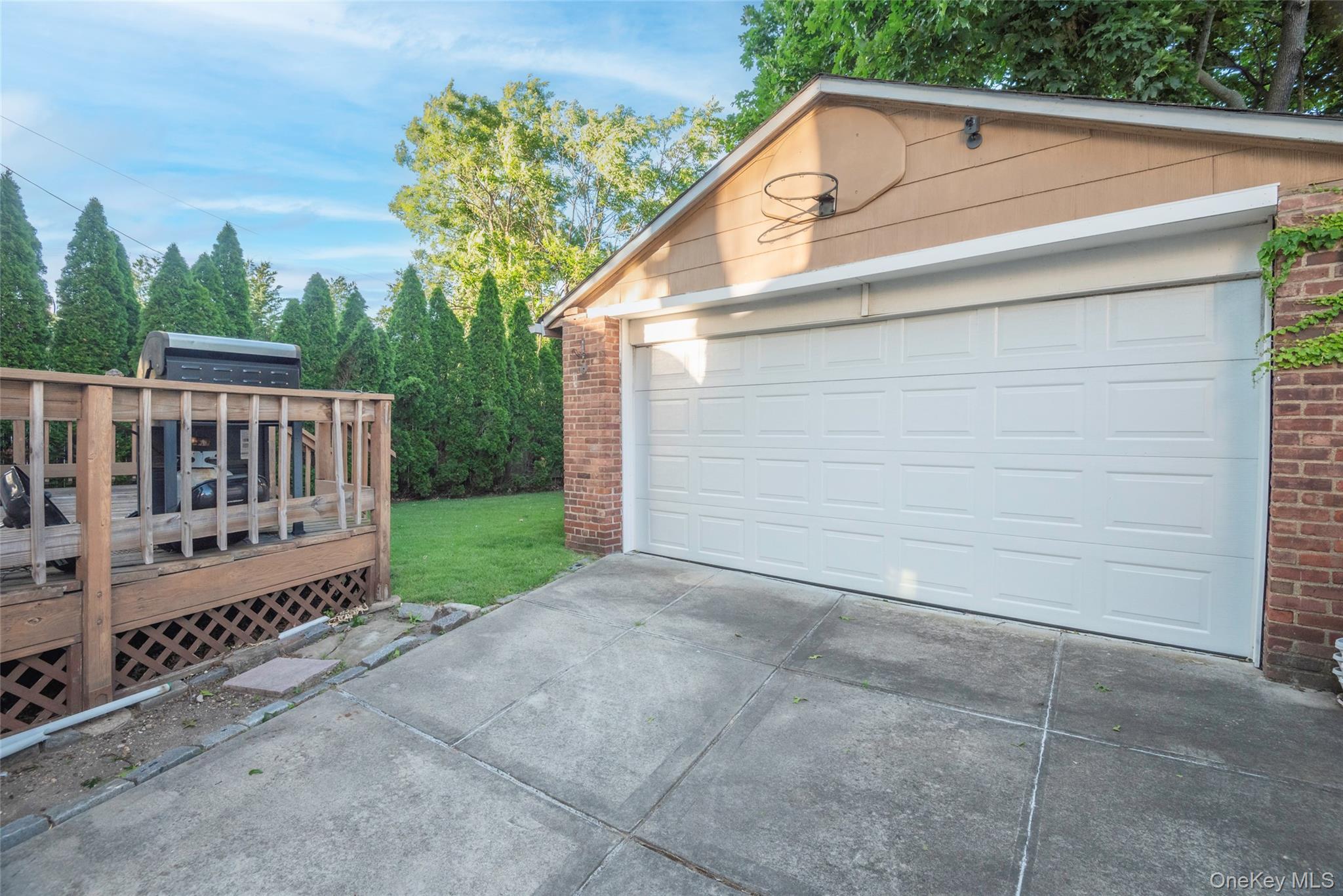 8415 253rd Street Property Photo 20
