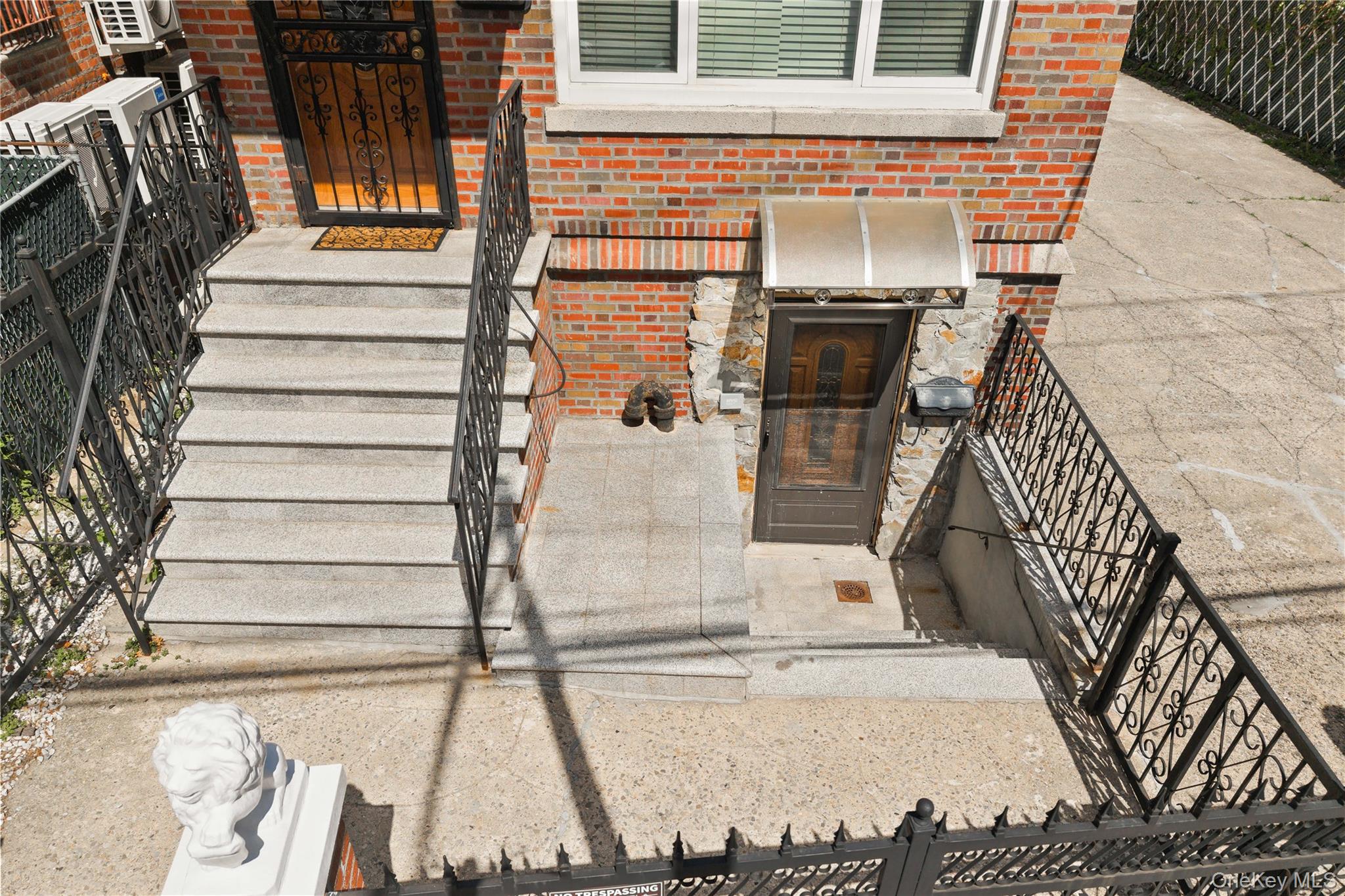 2328 Williamsbridge Road Property Photo 4
