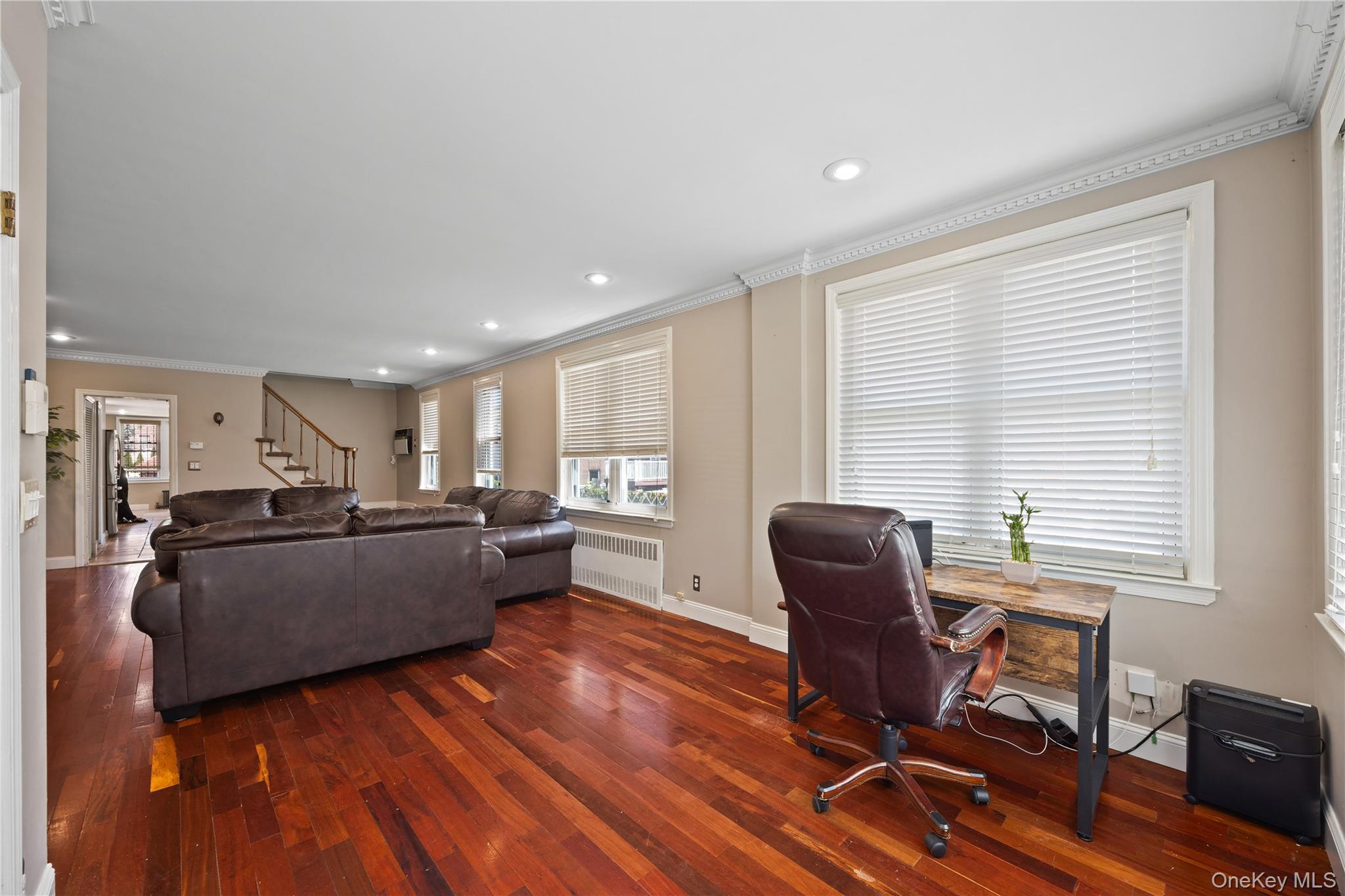 2328 Williamsbridge Road Property Photo 5