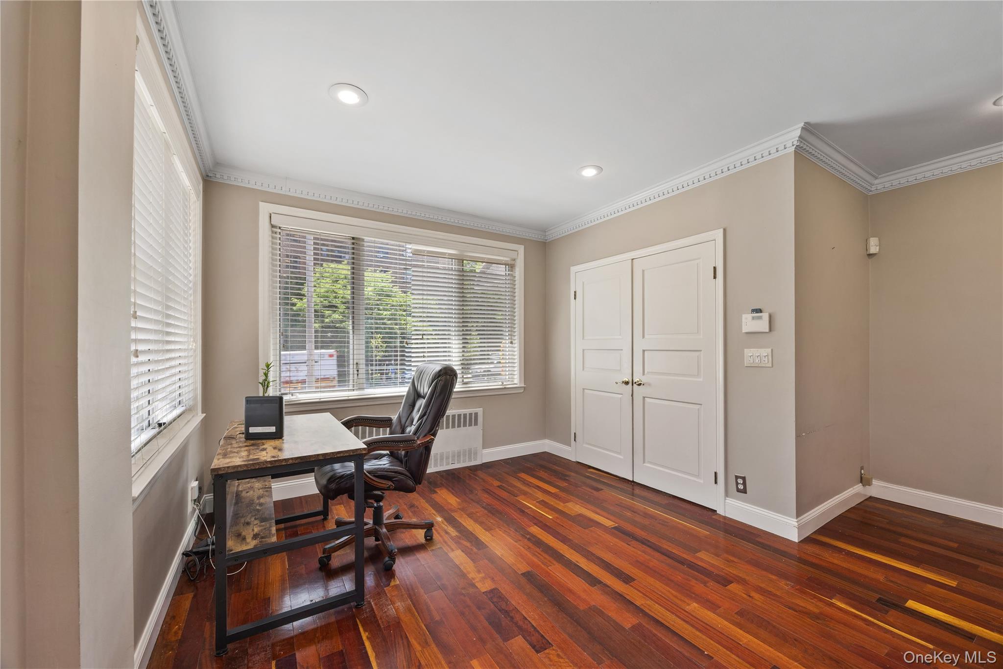 2328 Williamsbridge Road Property Photo 6