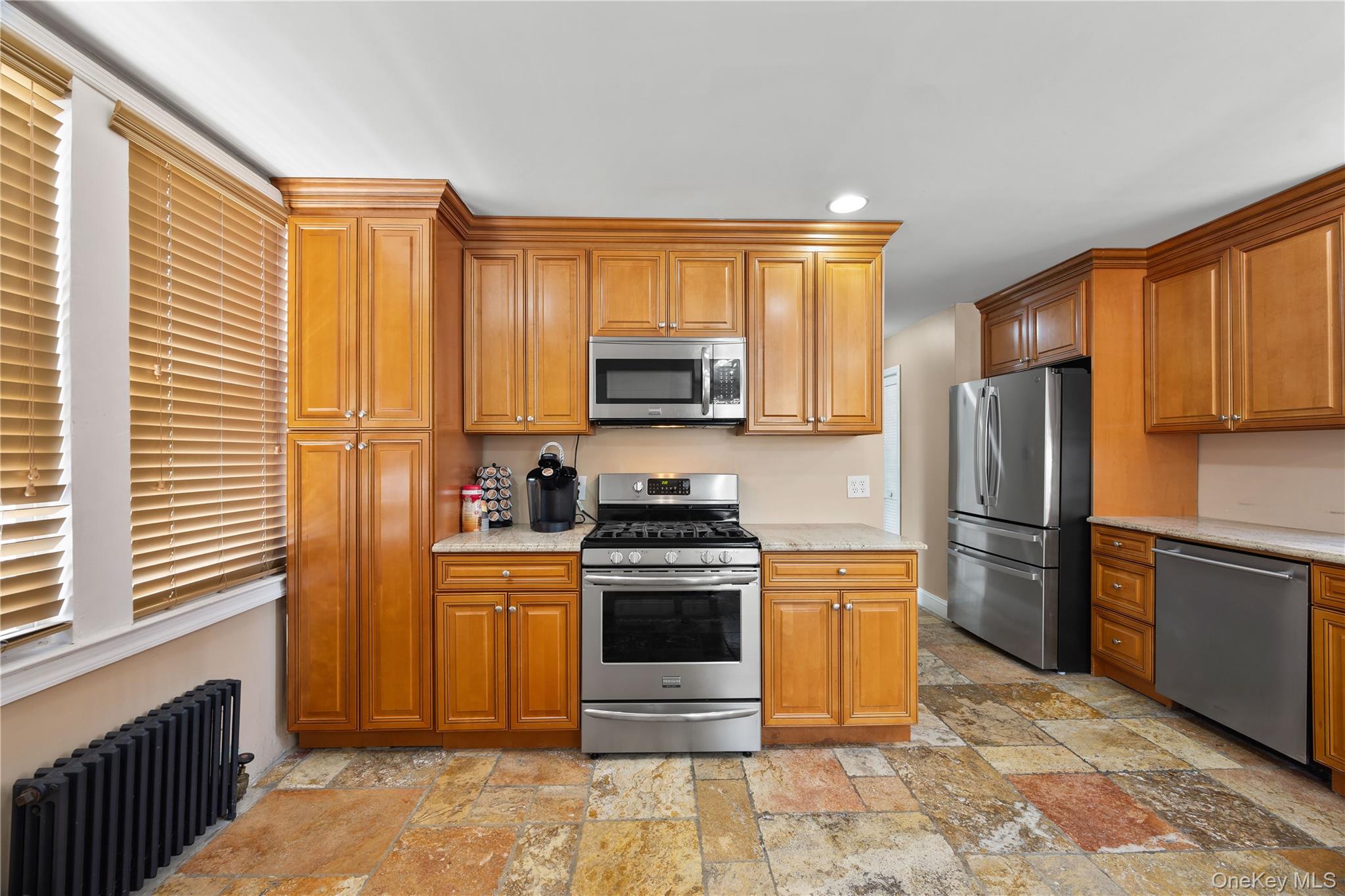 2328 Williamsbridge Road Property Photo 17