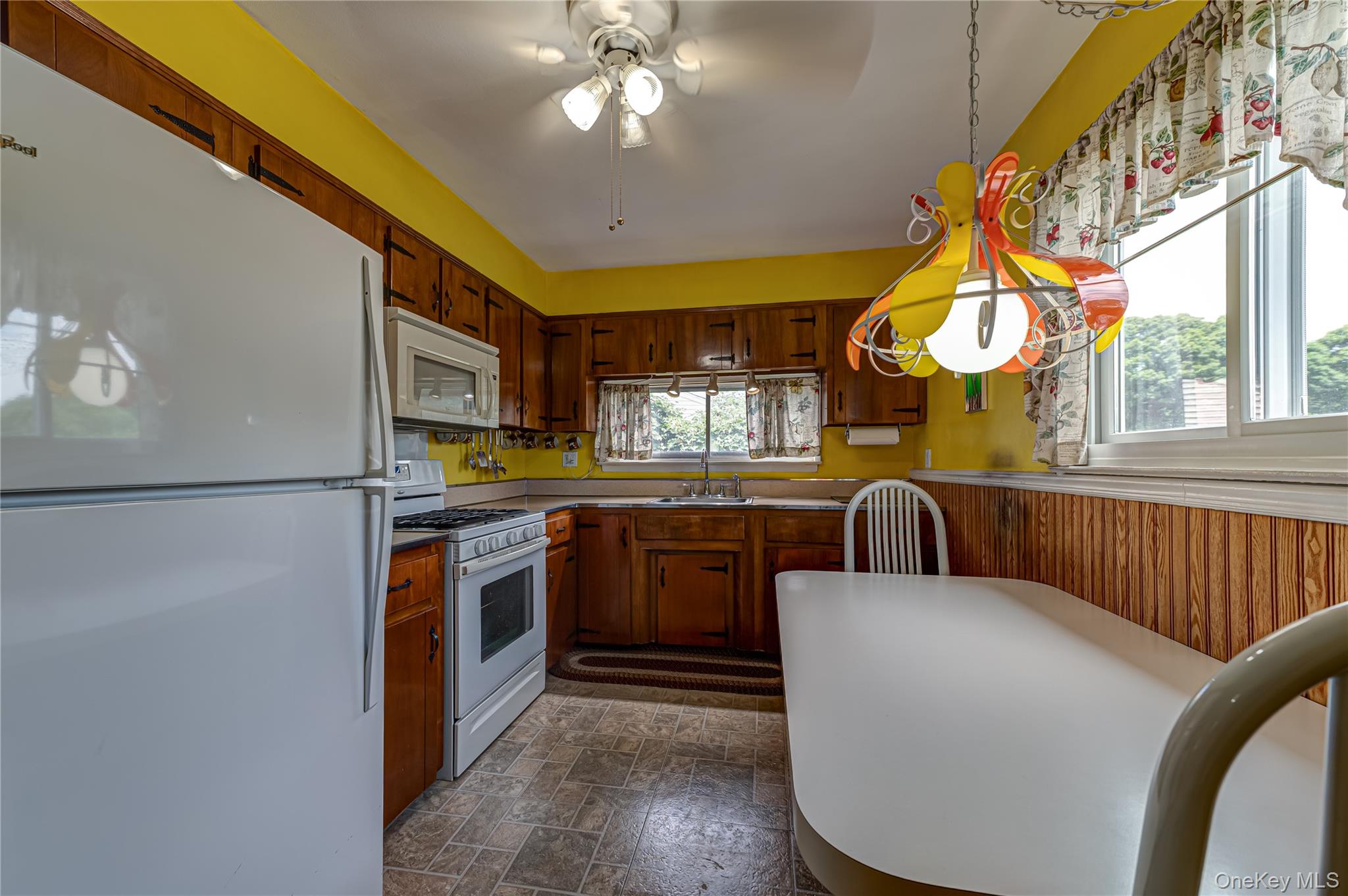 4 Bowman Lane Property Photo 10