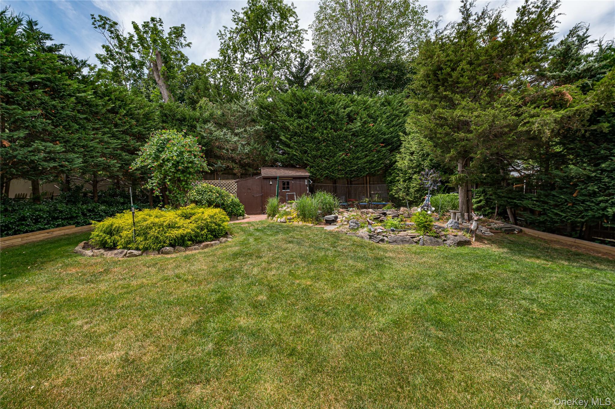4 Bowman Lane Property Photo 26