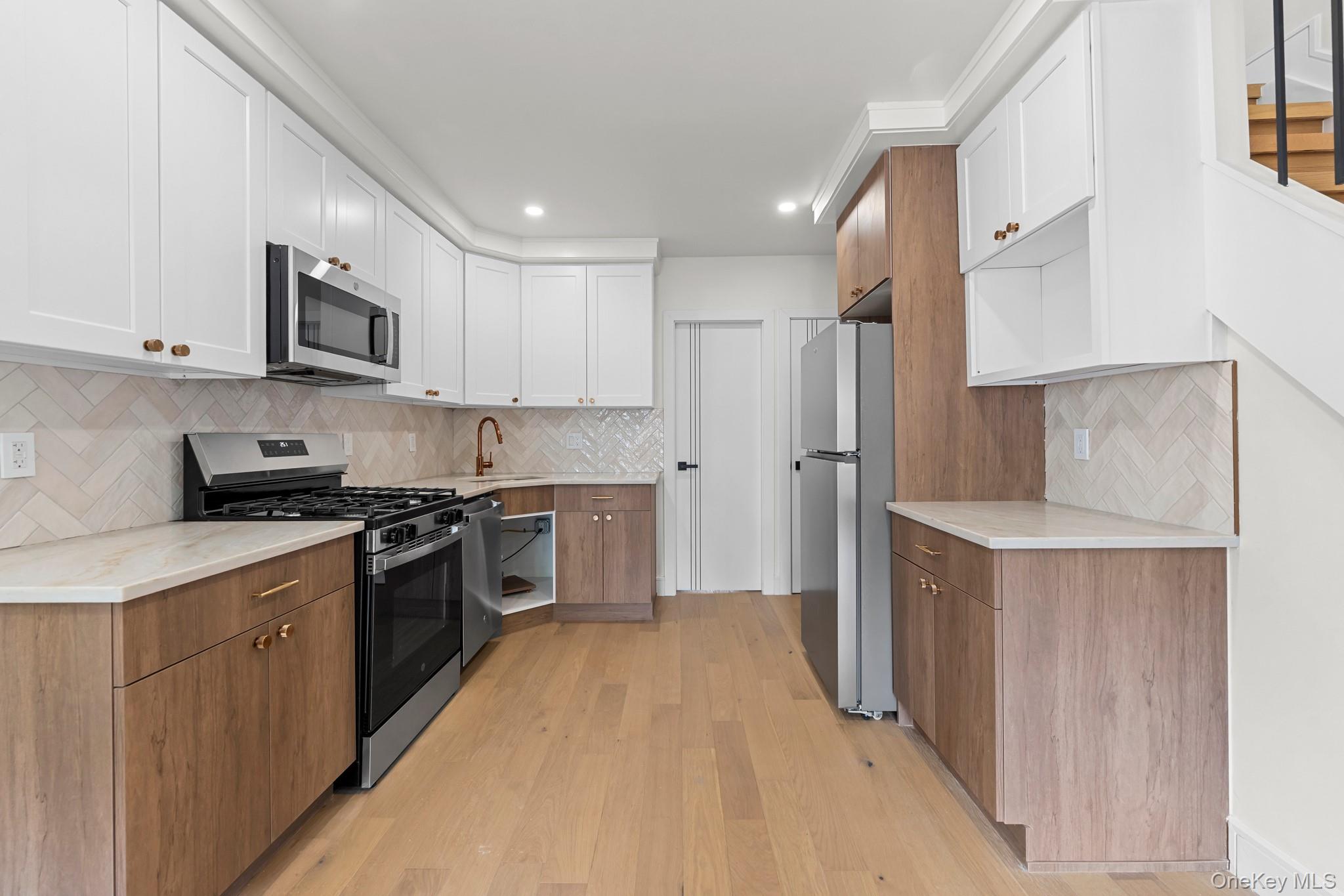 12917 135th Place Property Photo 3
