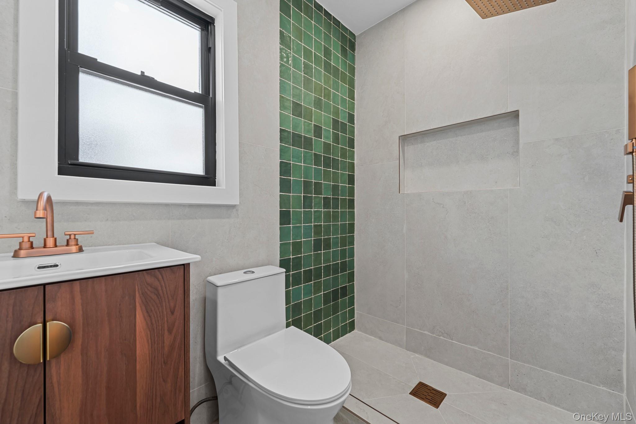 12917 135th Place Property Photo 10