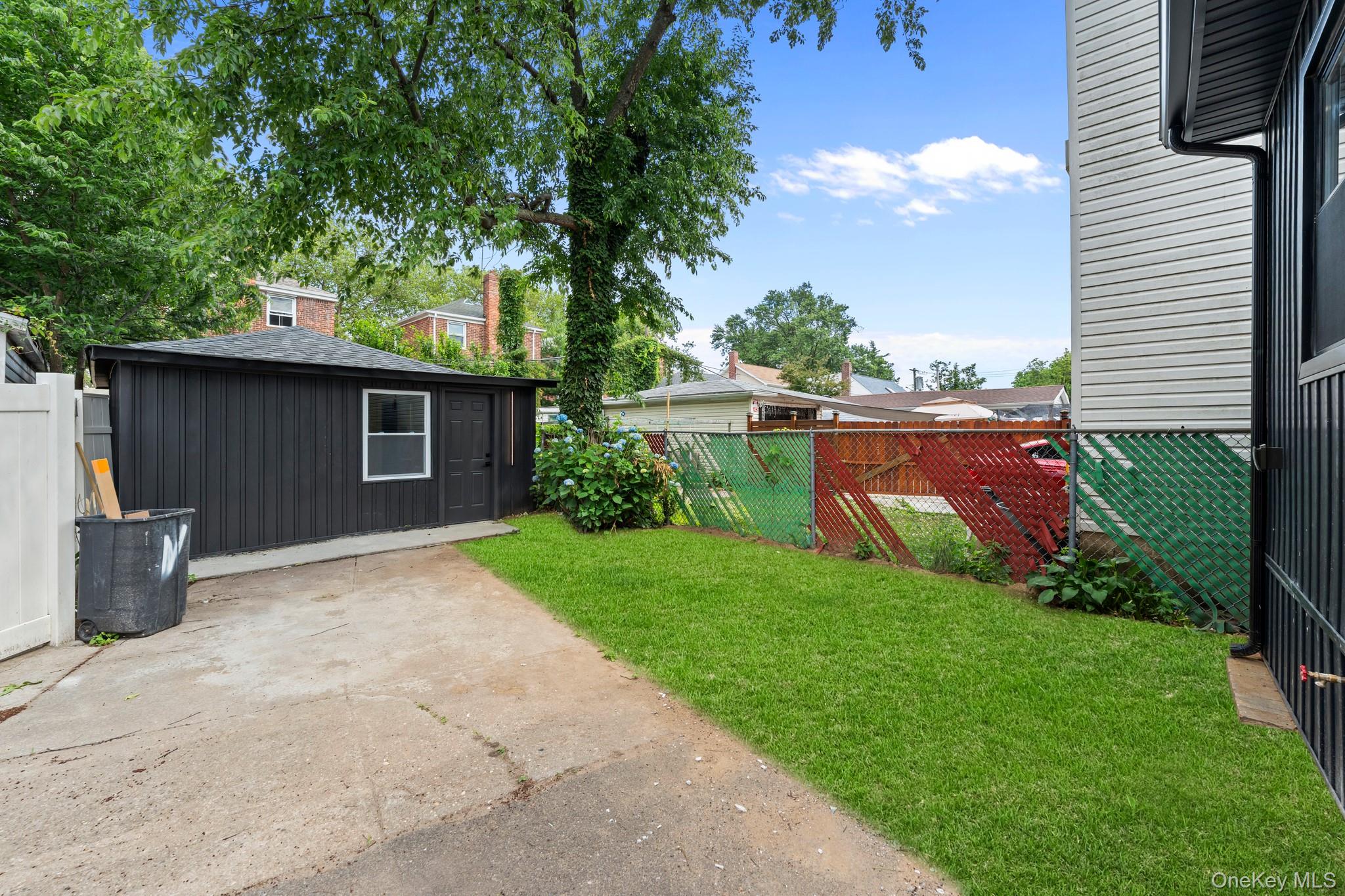 12917 135th Place Property Photo 11