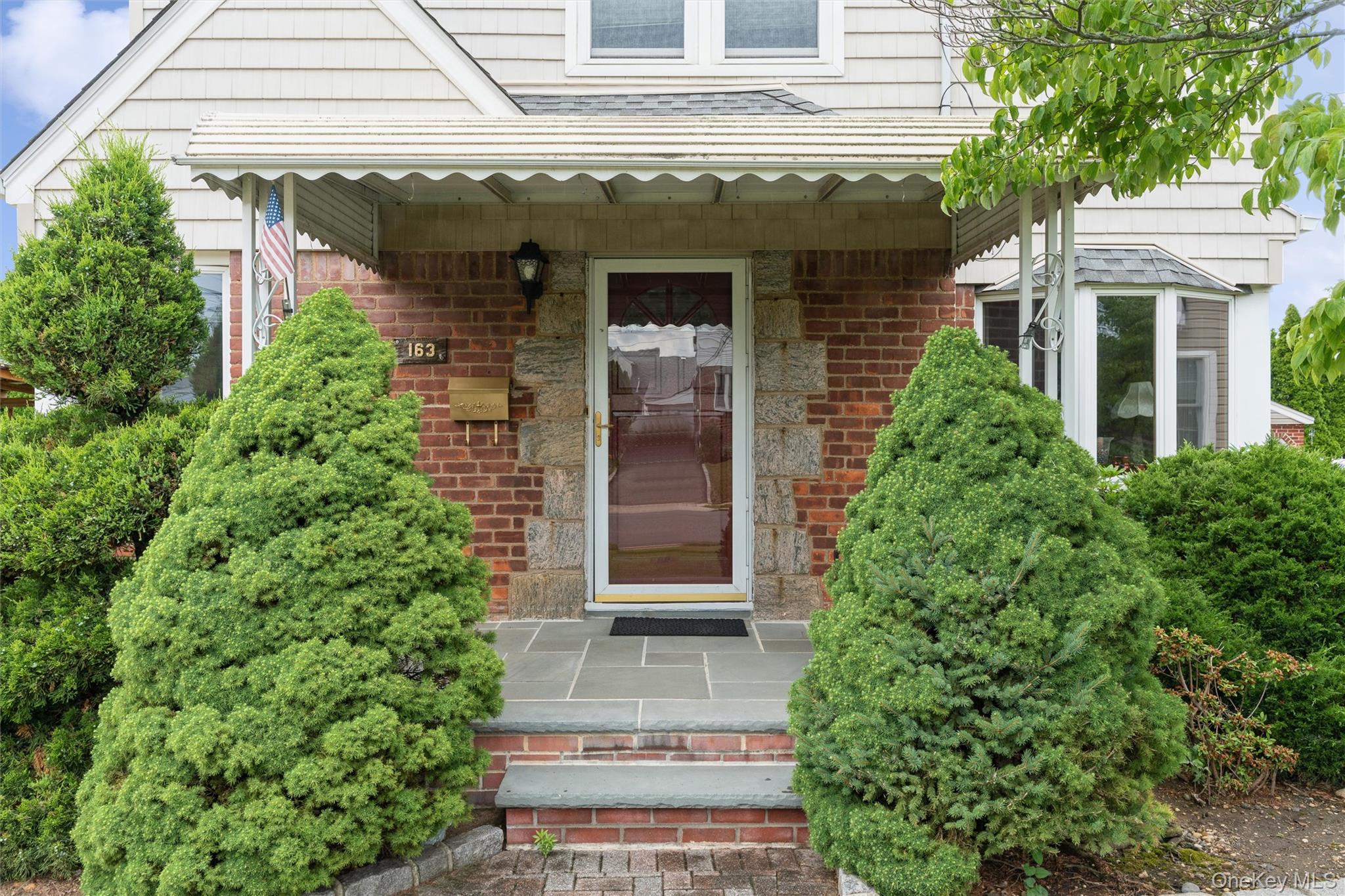 163 Bregman Avenue Property Photo 3
