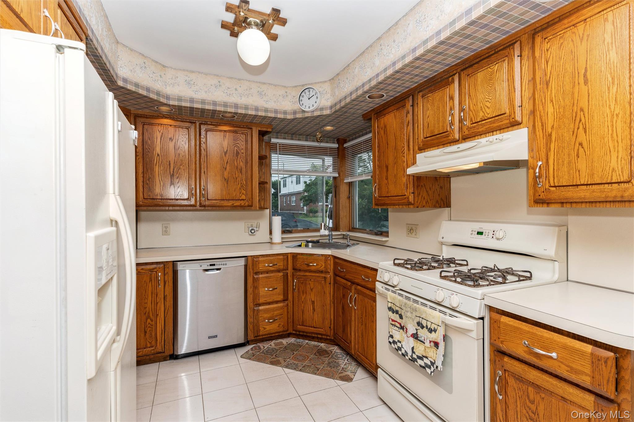 163 Bregman Avenue Property Photo 10
