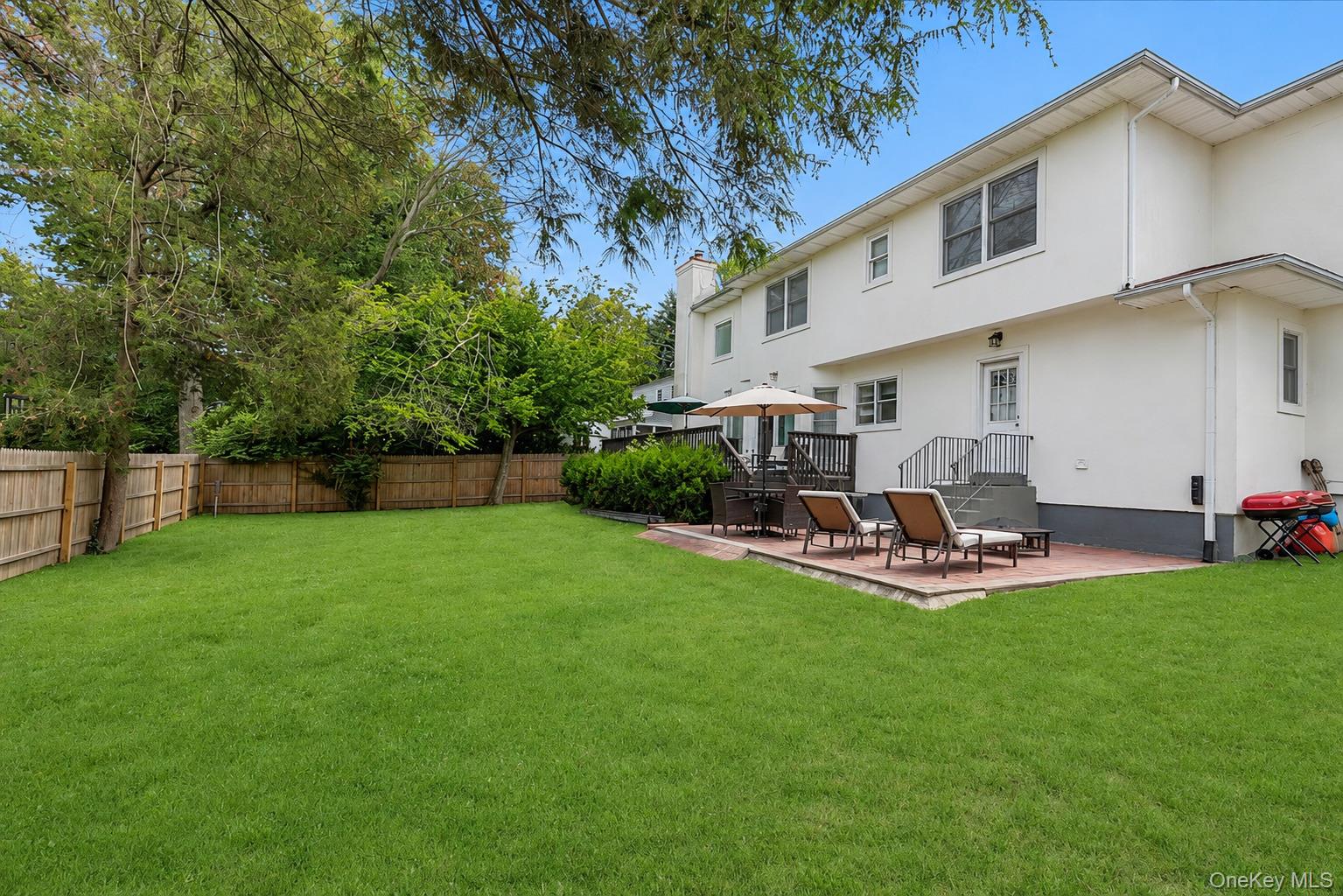 93 Oxford Boulevard Property Photo 31
