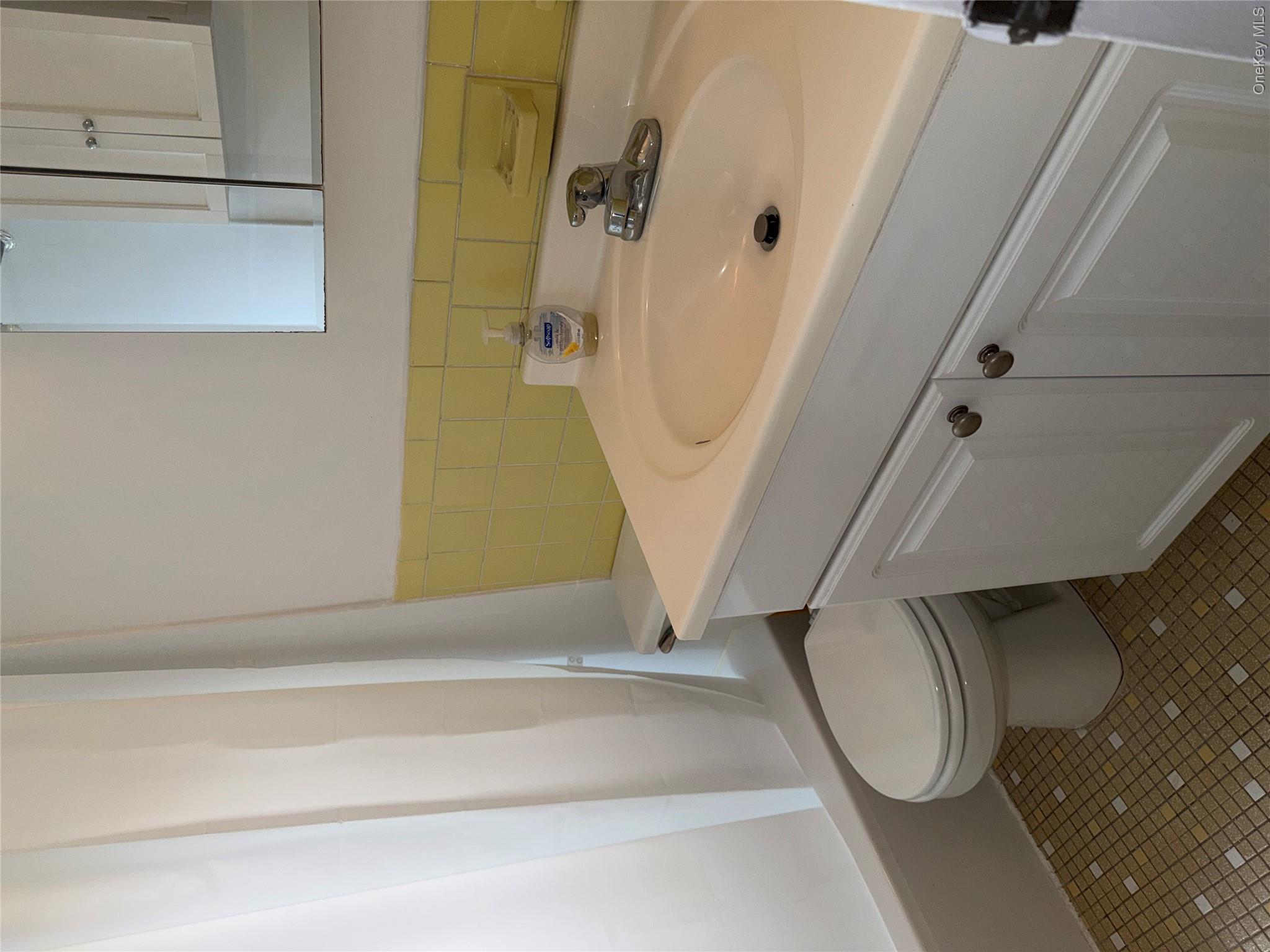 27 Bon Aire Circle 8301 Property Photo 10
