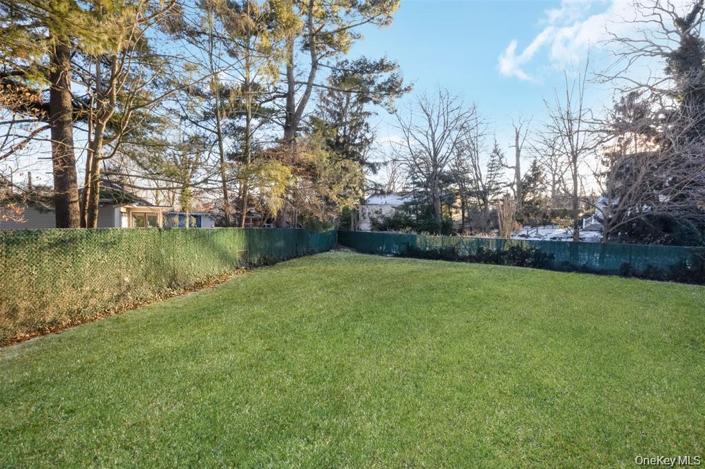1680 Lake Avenue Property Photo 9