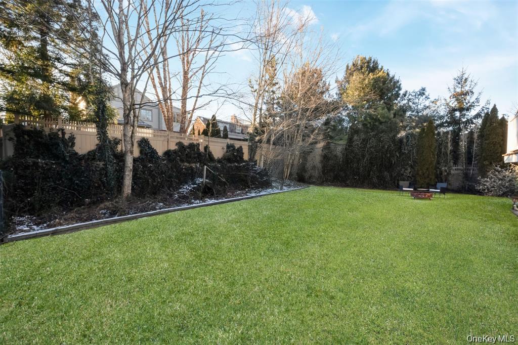 1680 Lake Avenue Property Photo 16