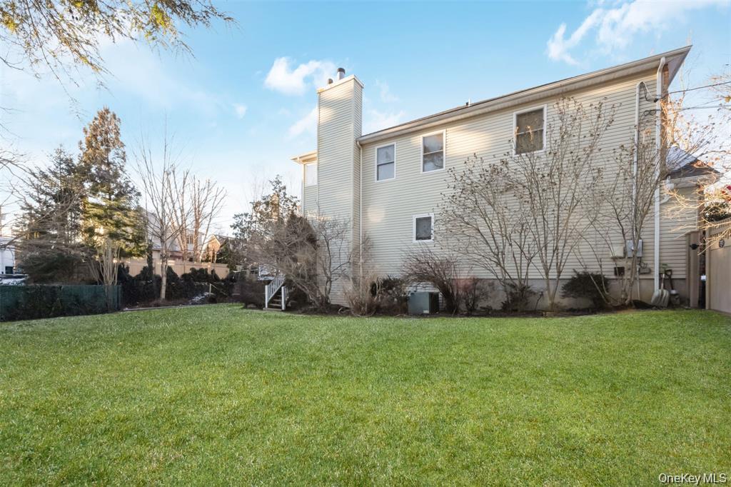 1680 Lake Avenue Property Photo 17