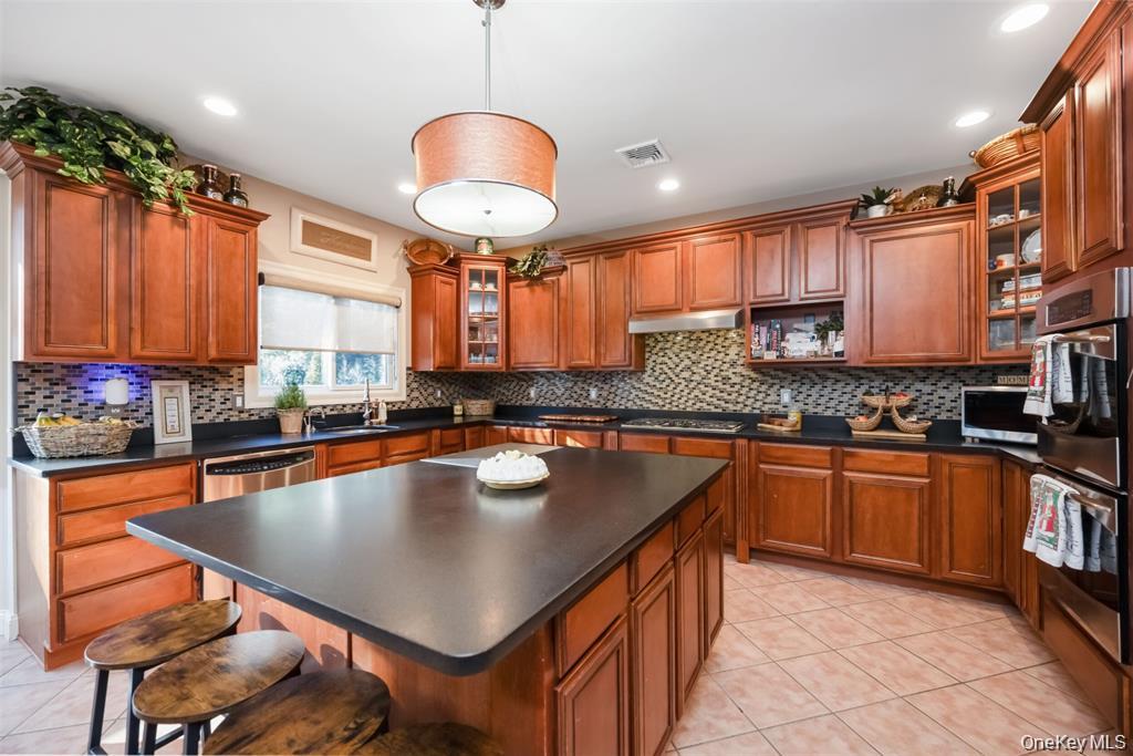 1680 Lake Avenue Property Photo 21