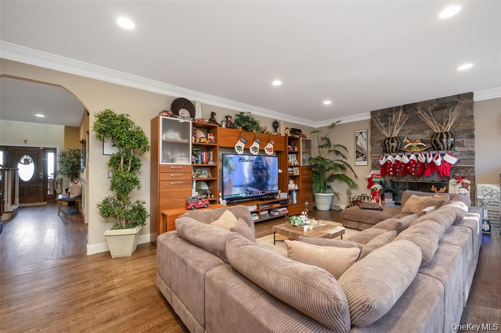 1680 Lake Avenue Property Photo 25