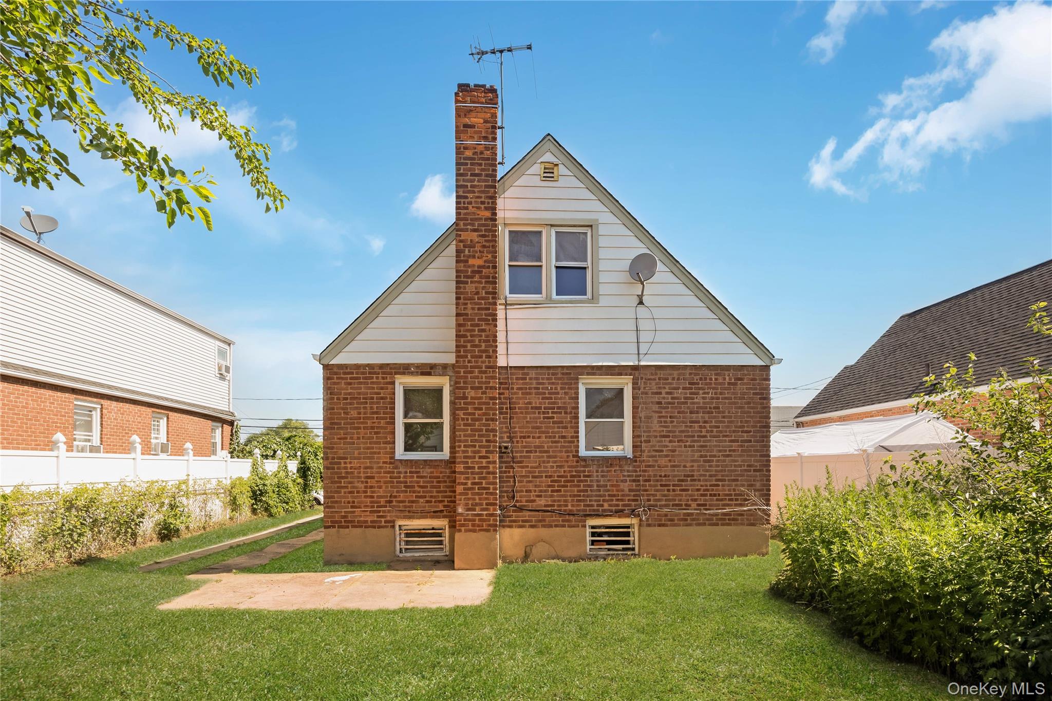30 Viola Street Property Photo 9