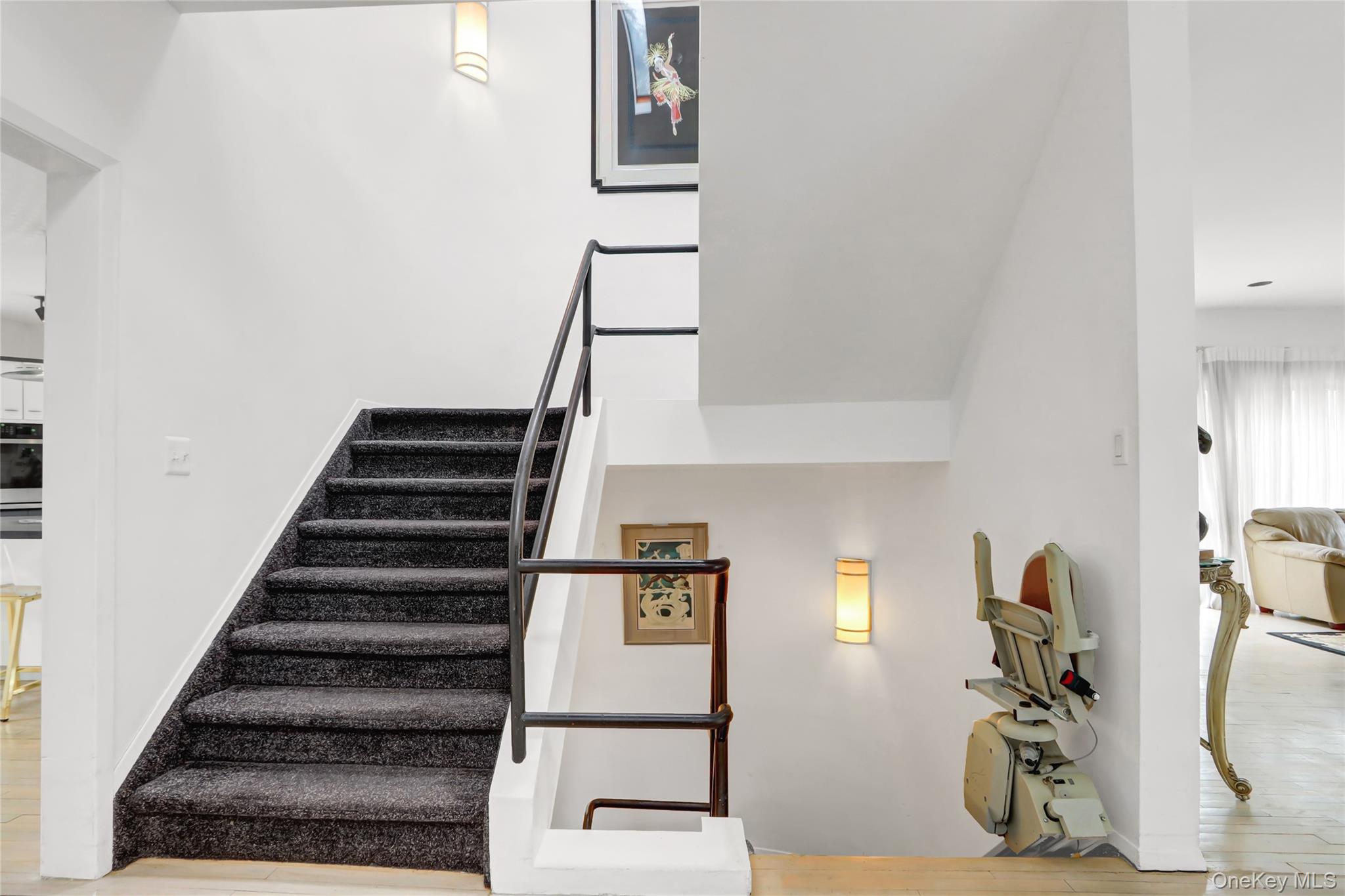 4 Verity Lane Property Photo 3