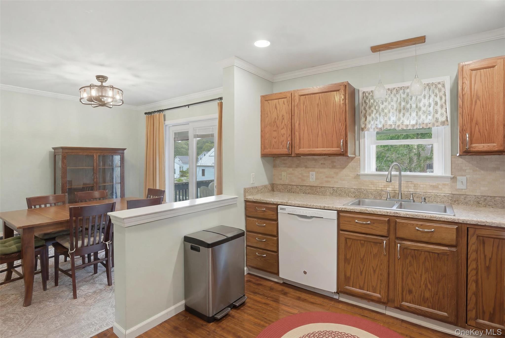 21 Overlook Avenue Property Photo 7