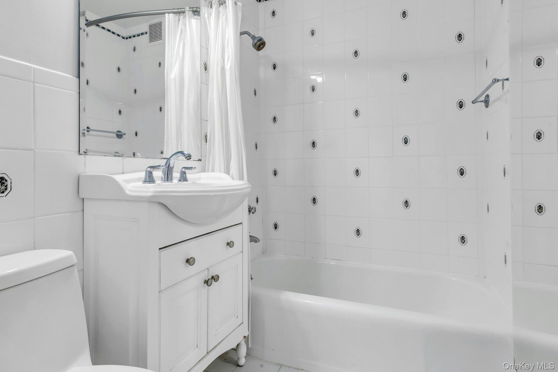 110-11 Queens Boulevard 26j Property Photo 13
