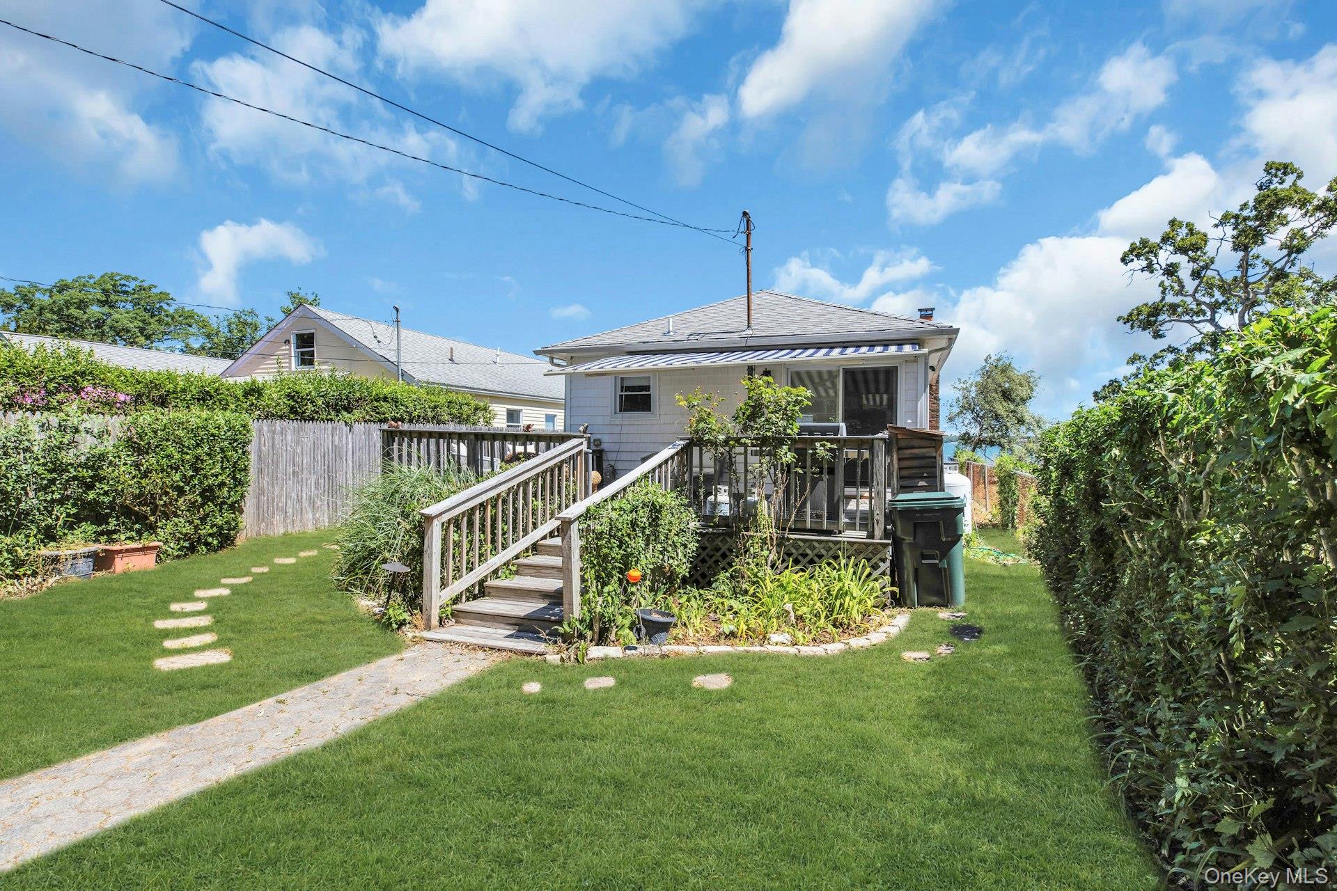 135 Noyack Avenue Property Photo 11