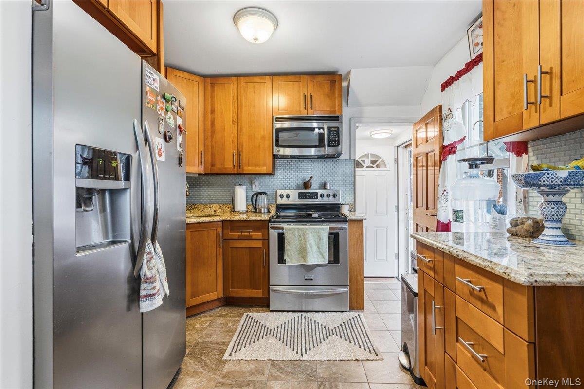 181 Beech Street Property Photo 4