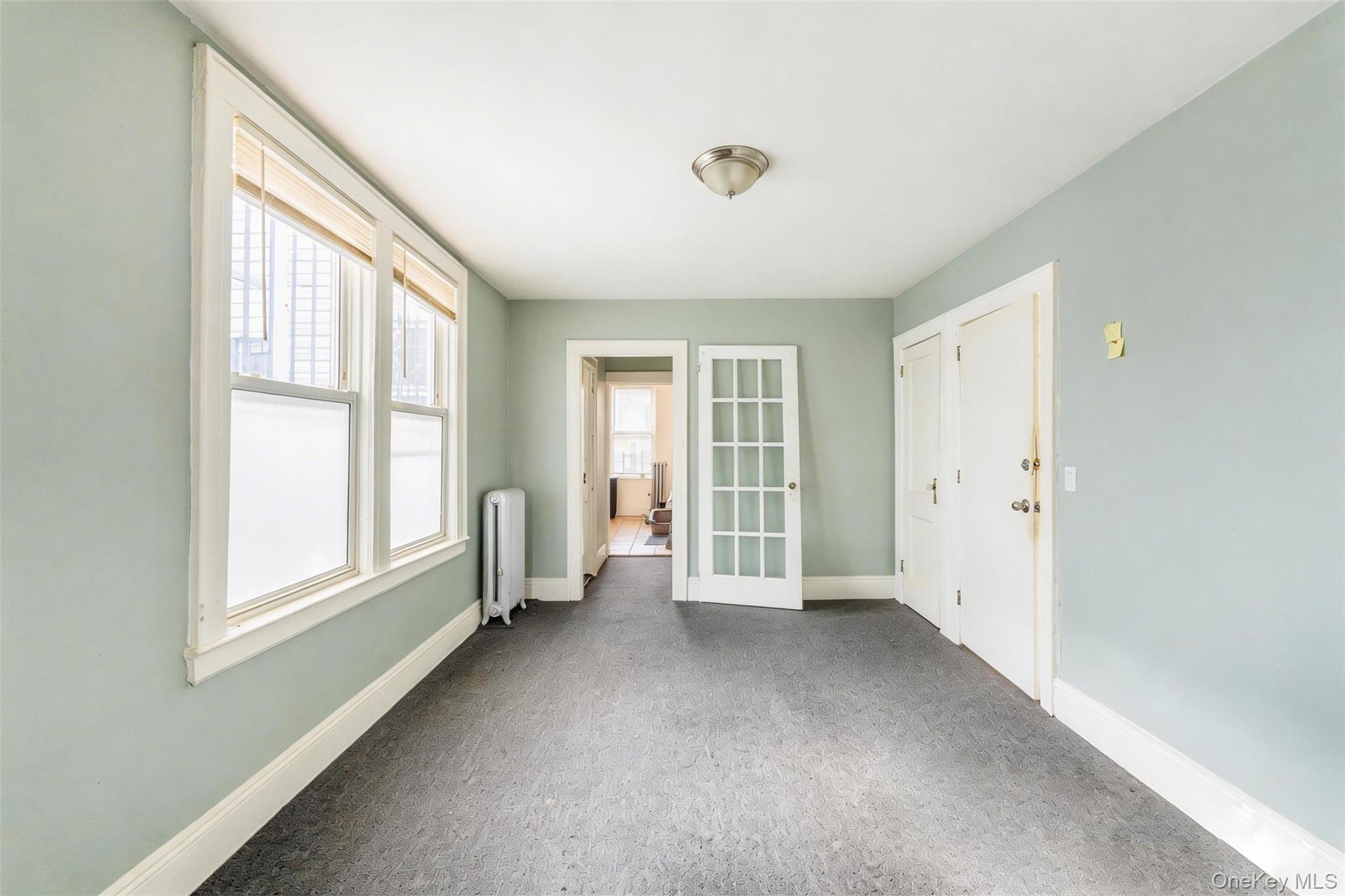 16904 Crocheron Avenue Property Photo 4