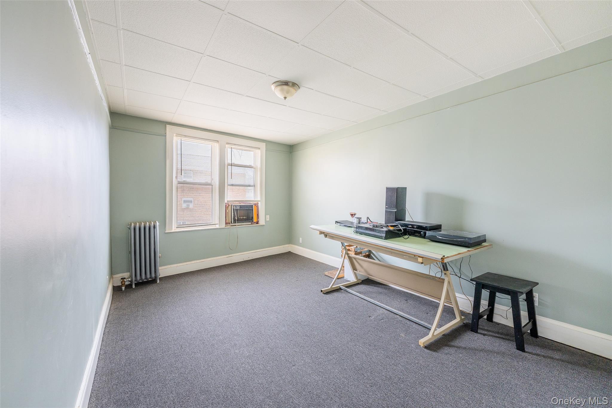 16904 Crocheron Avenue Property Photo 9