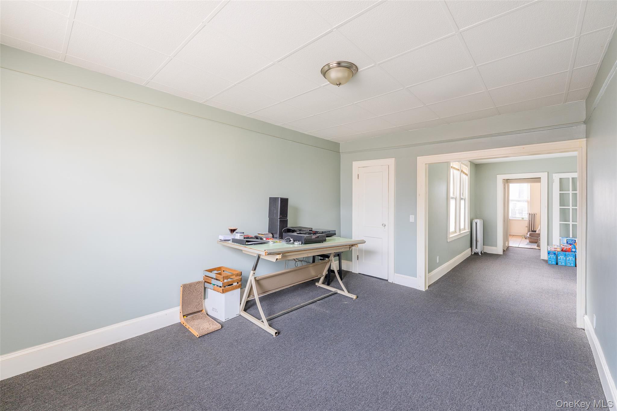 16904 Crocheron Avenue Property Photo 10