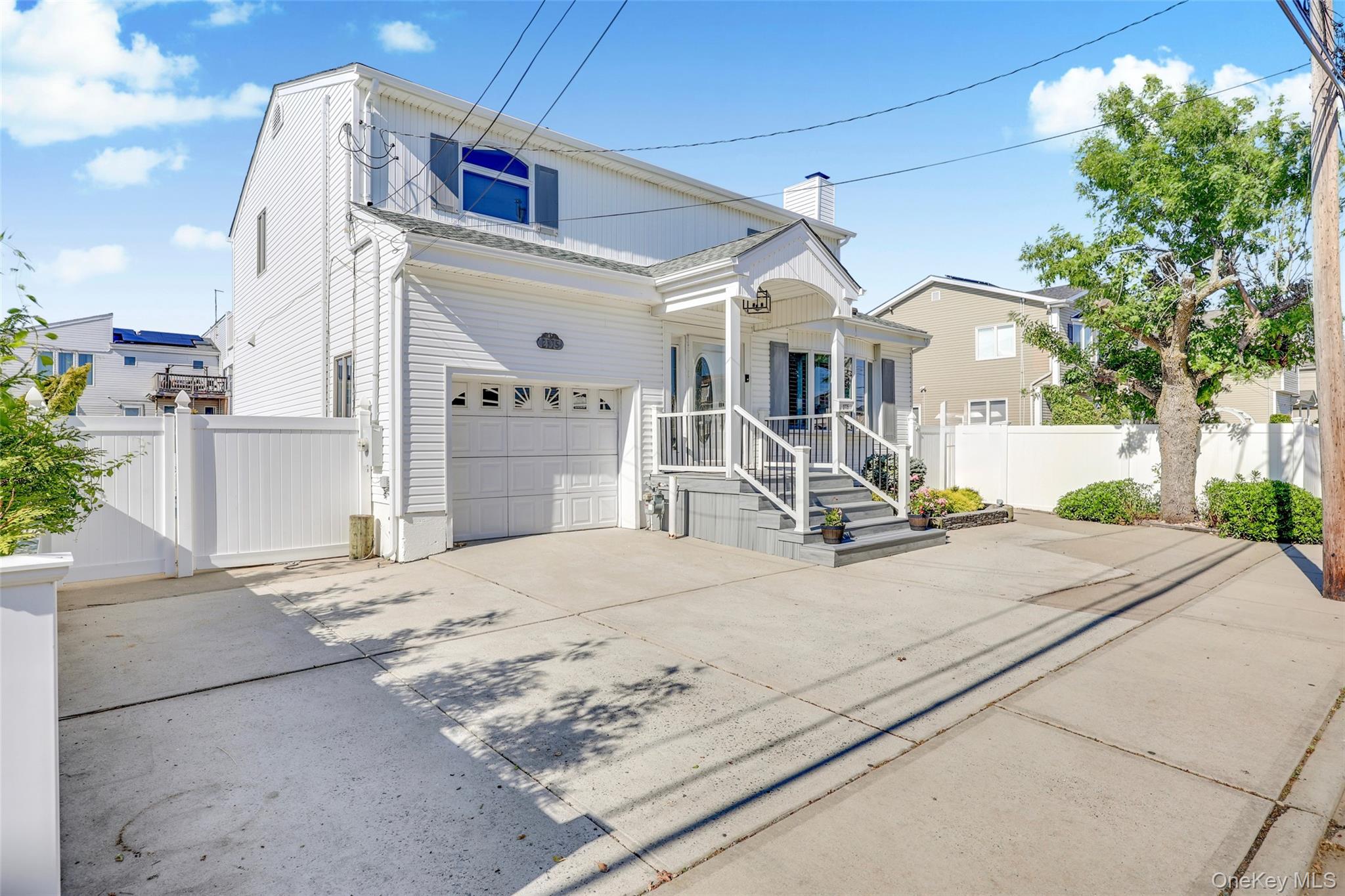 2775 Barbara Road Property Photo 2