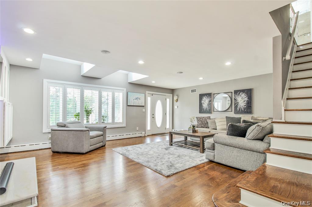 2775 Barbara Road Property Photo 4