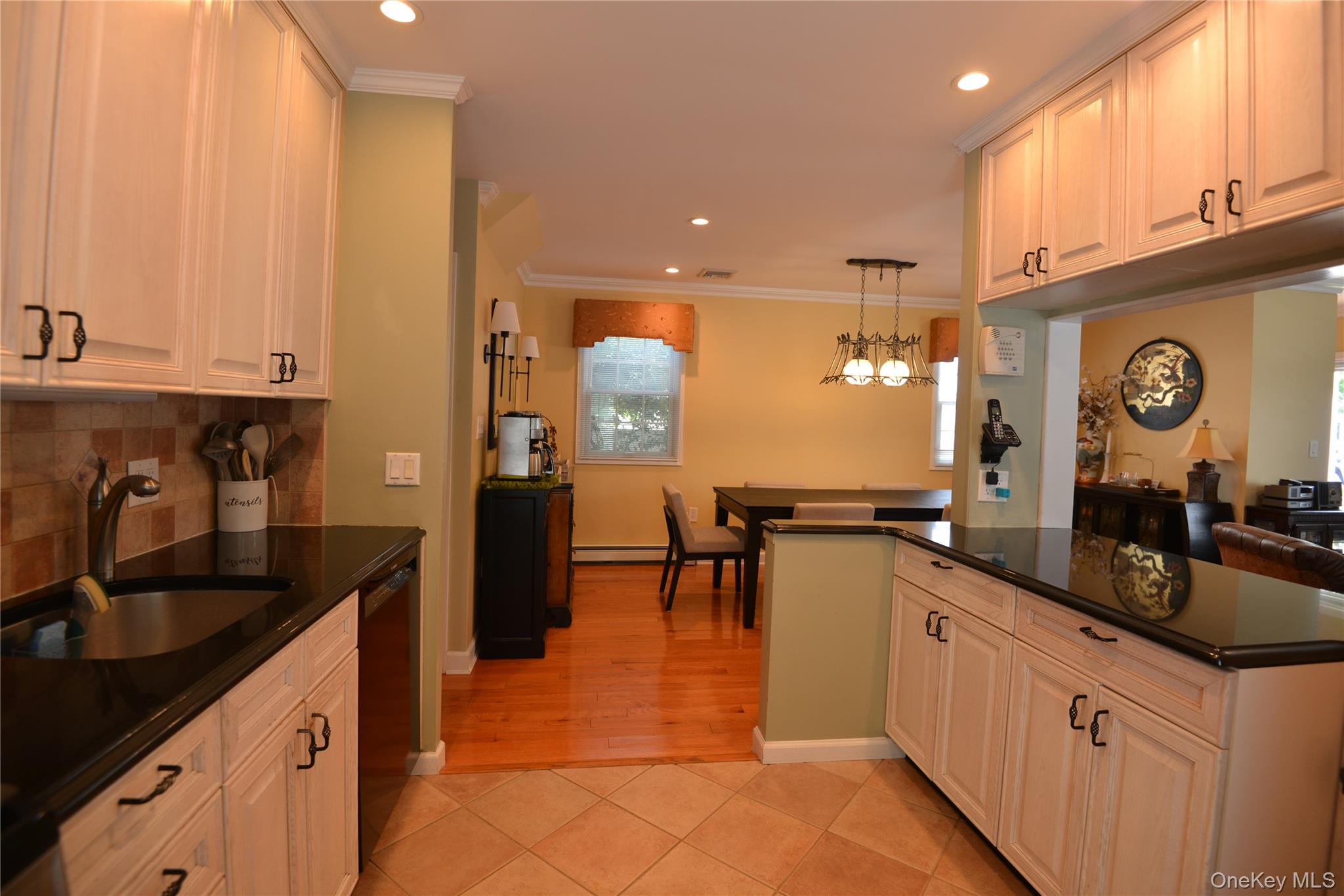 2698 Rosebud Avenue Property Photo 9