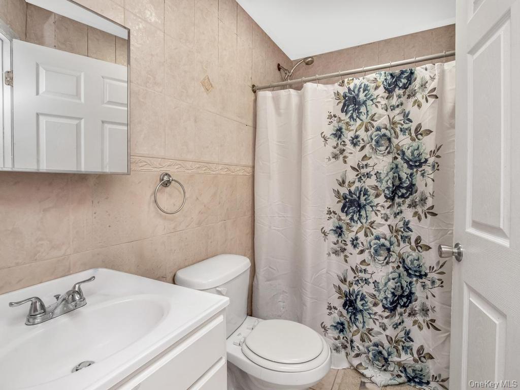 229 W Tremont Avenue A Property Photo 4