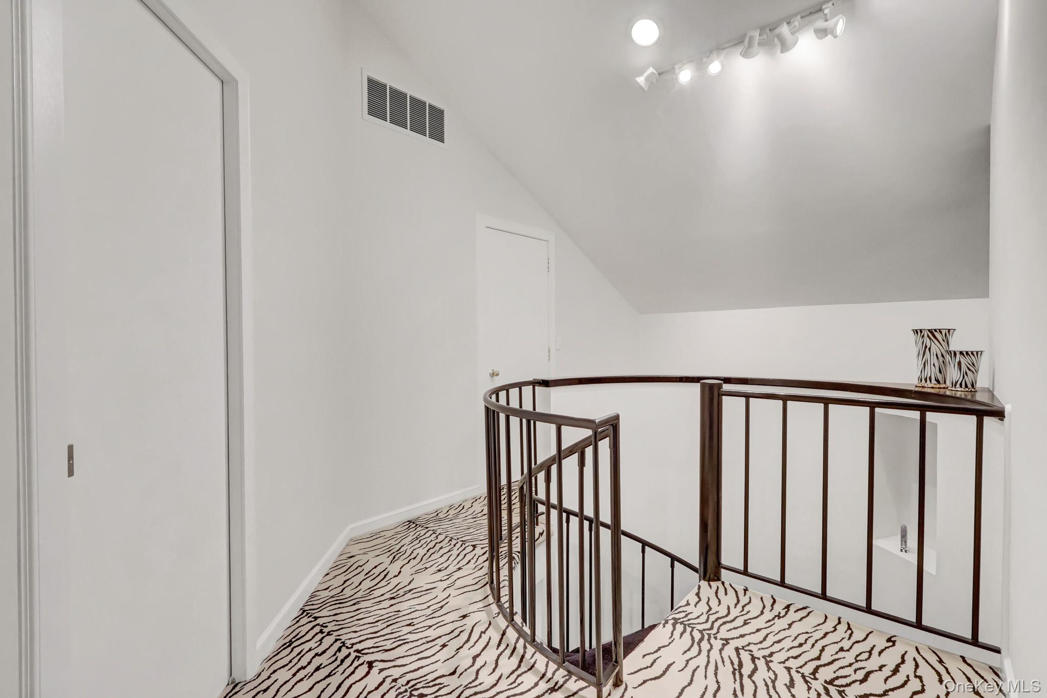 9 Plume Grass Way Property Photo 27