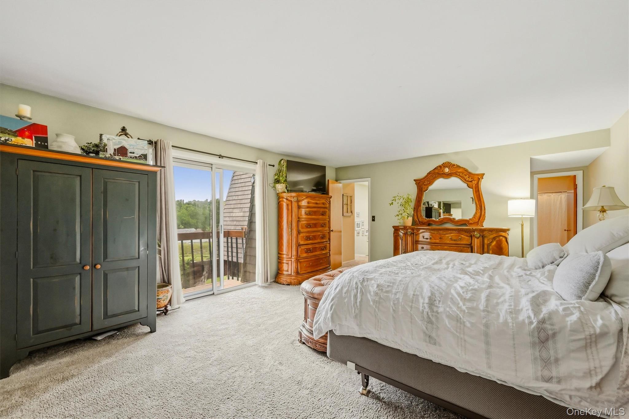 100 Laudaten Way Property Photo 22